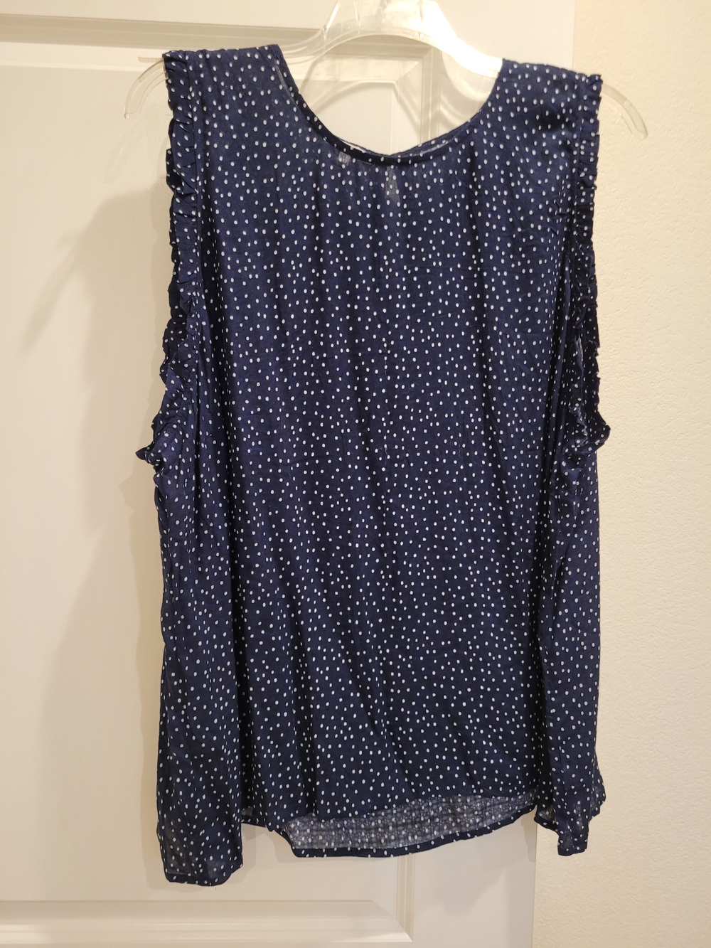 Maurices Navy Polka Dot Ruffled Sleeveless Blouse New Without Tags 4x